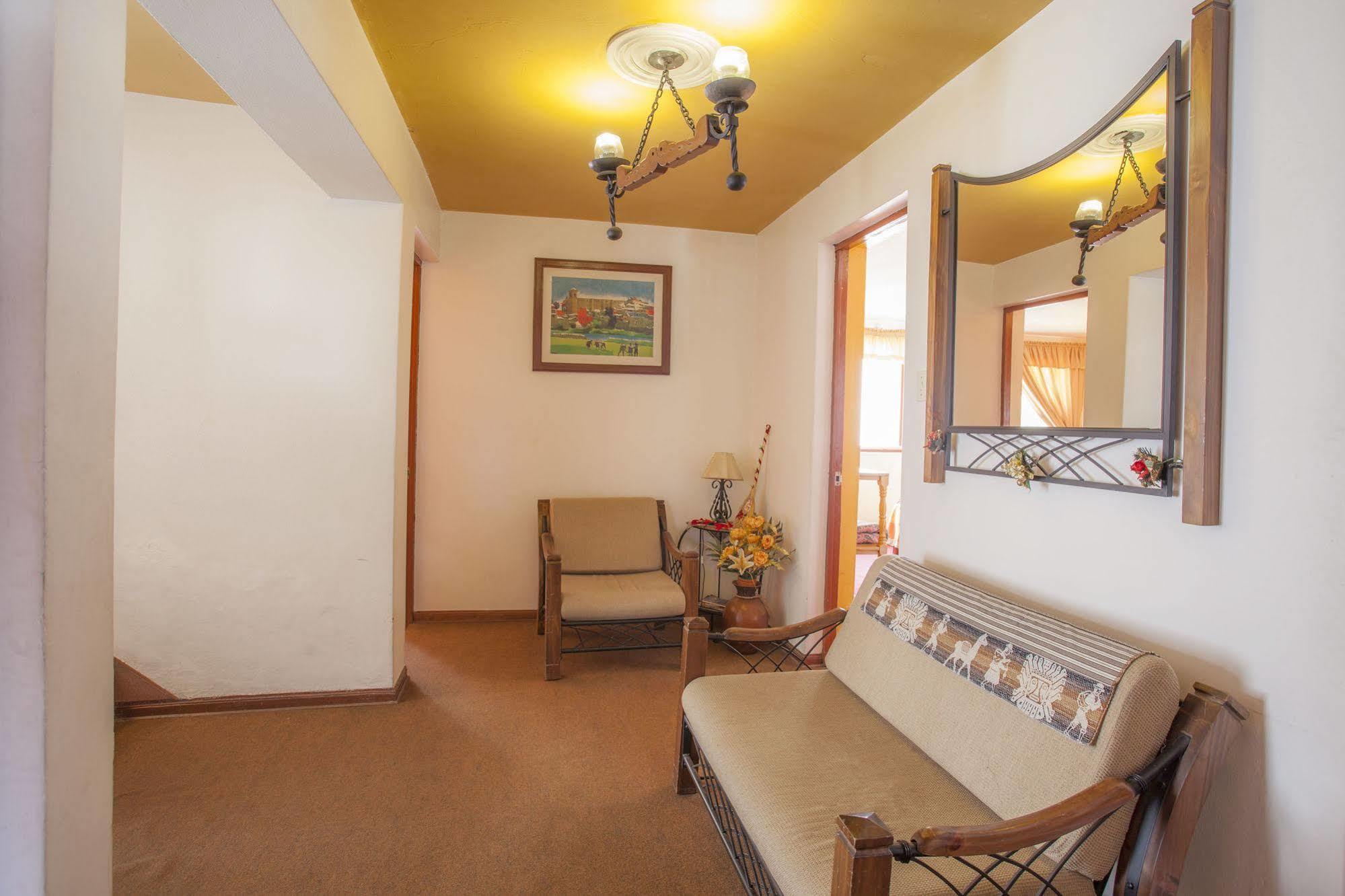 Alojamiento Soledad Huaraz  Εξωτερικό φωτογραφία