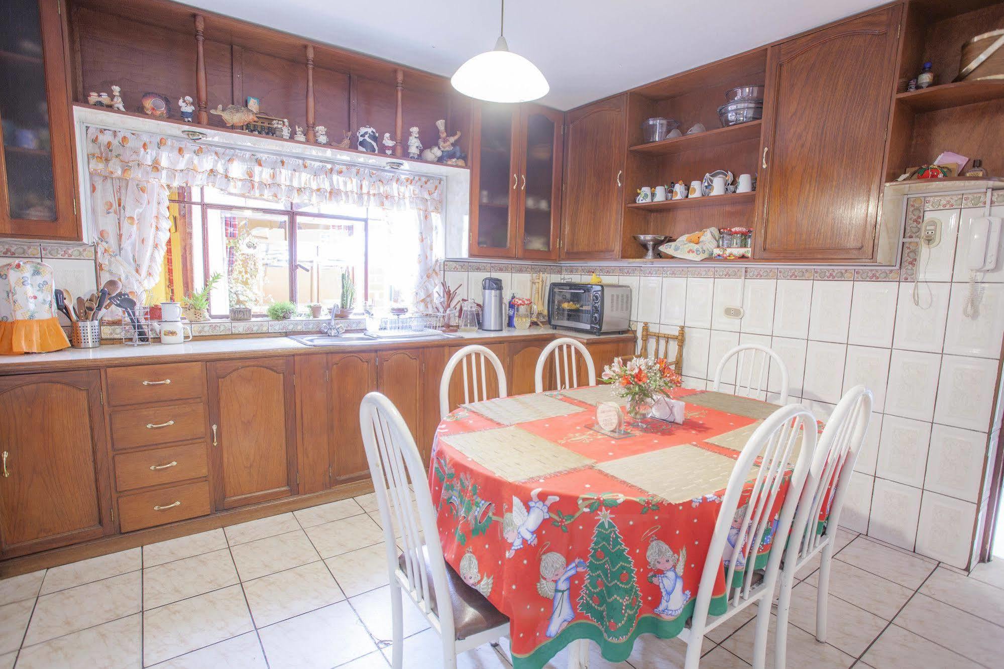 Alojamiento Soledad Huaraz  Εξωτερικό φωτογραφία