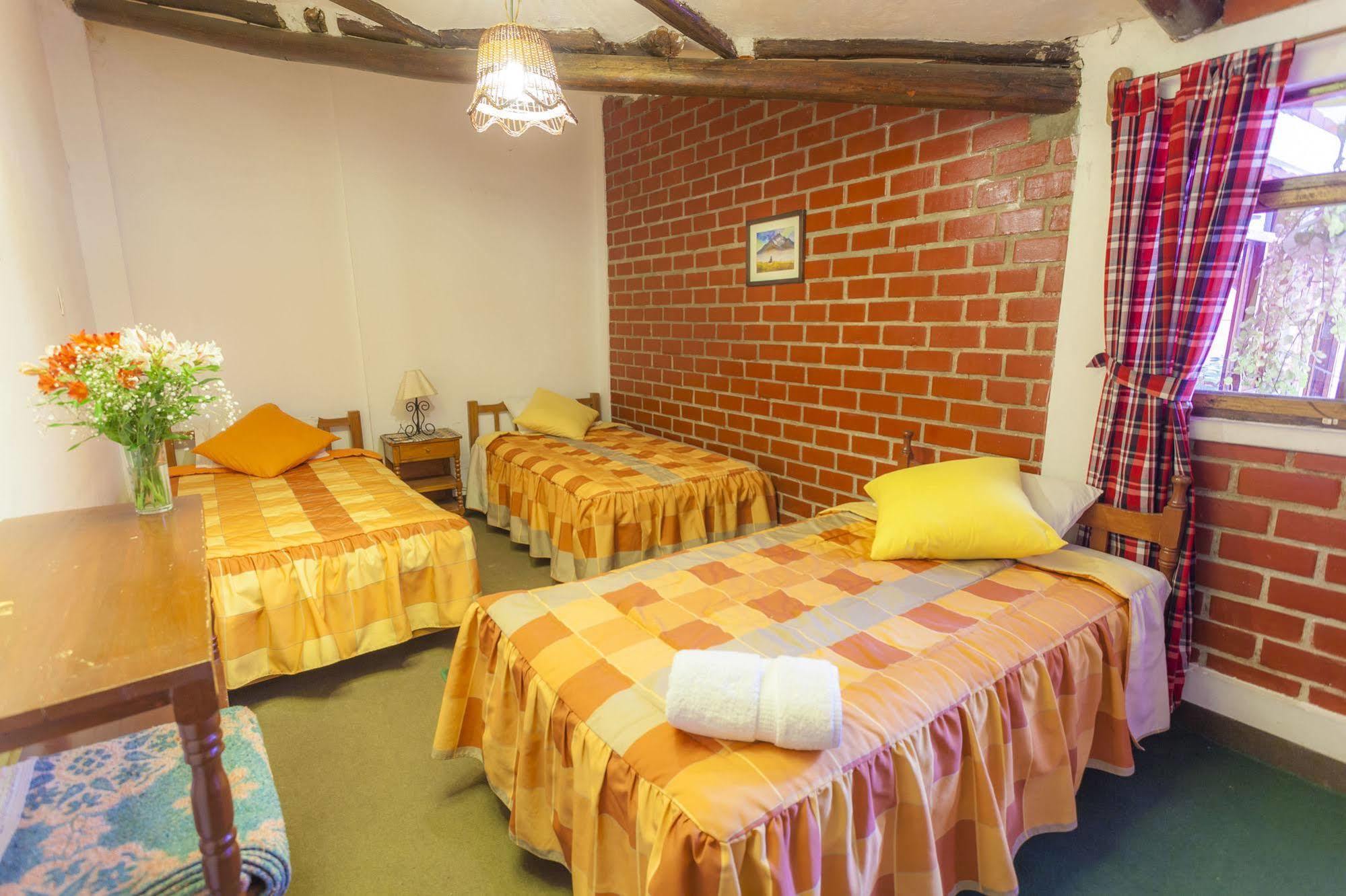 Alojamiento Soledad Huaraz  Εξωτερικό φωτογραφία