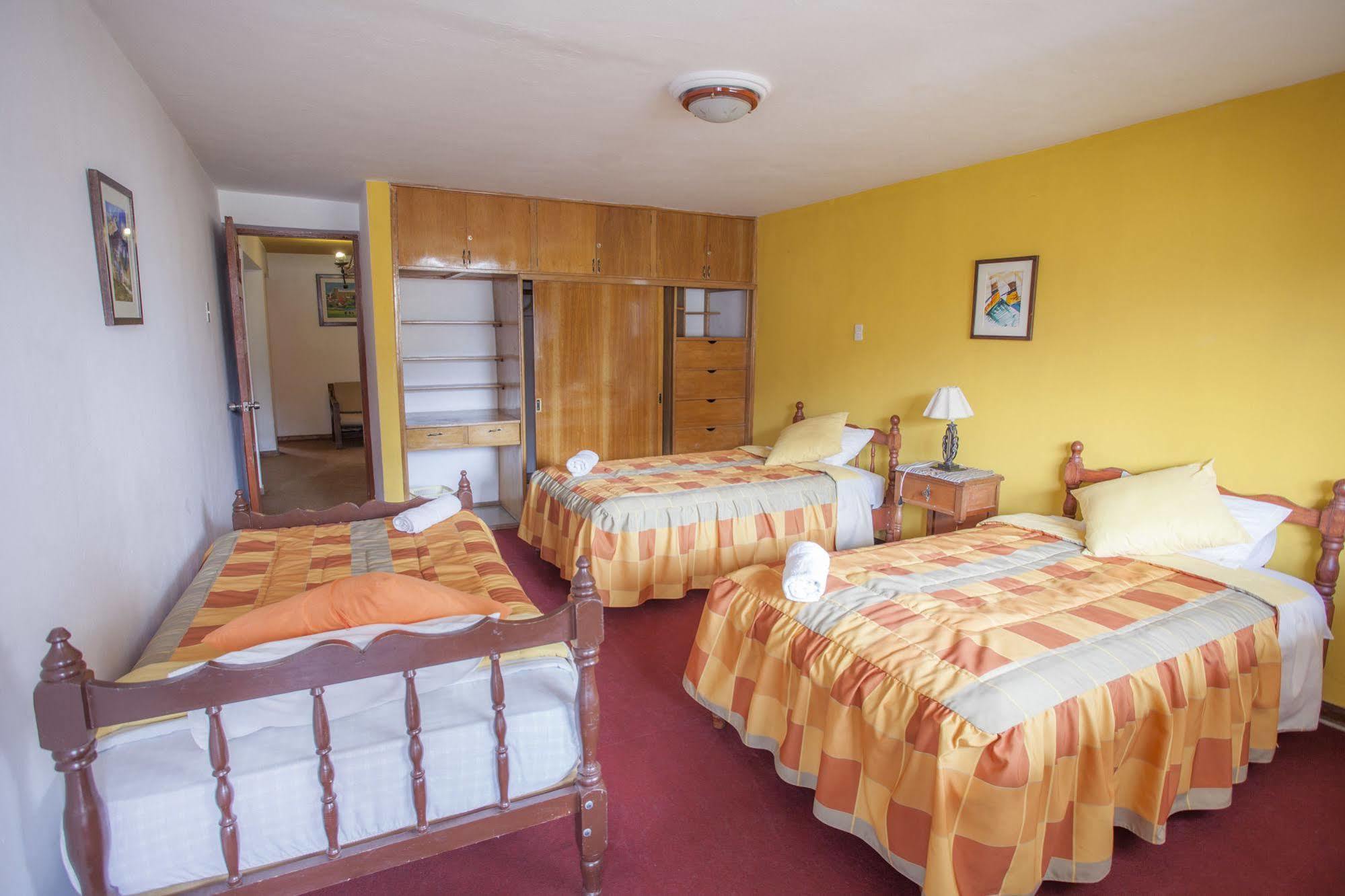 Alojamiento Soledad Huaraz  Εξωτερικό φωτογραφία