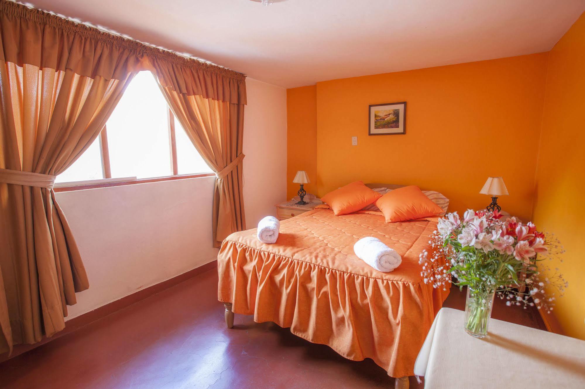 Alojamiento Soledad Huaraz  Εξωτερικό φωτογραφία