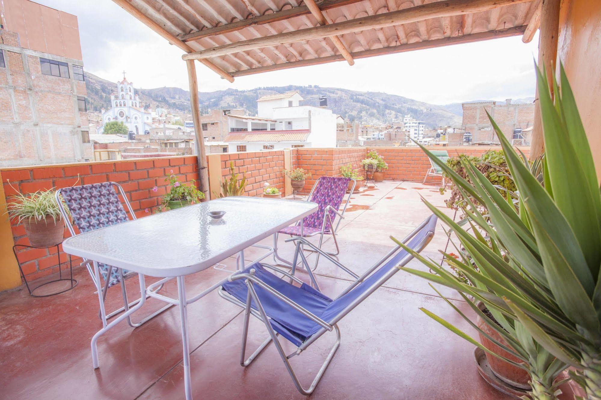 Alojamiento Soledad Huaraz  Εξωτερικό φωτογραφία